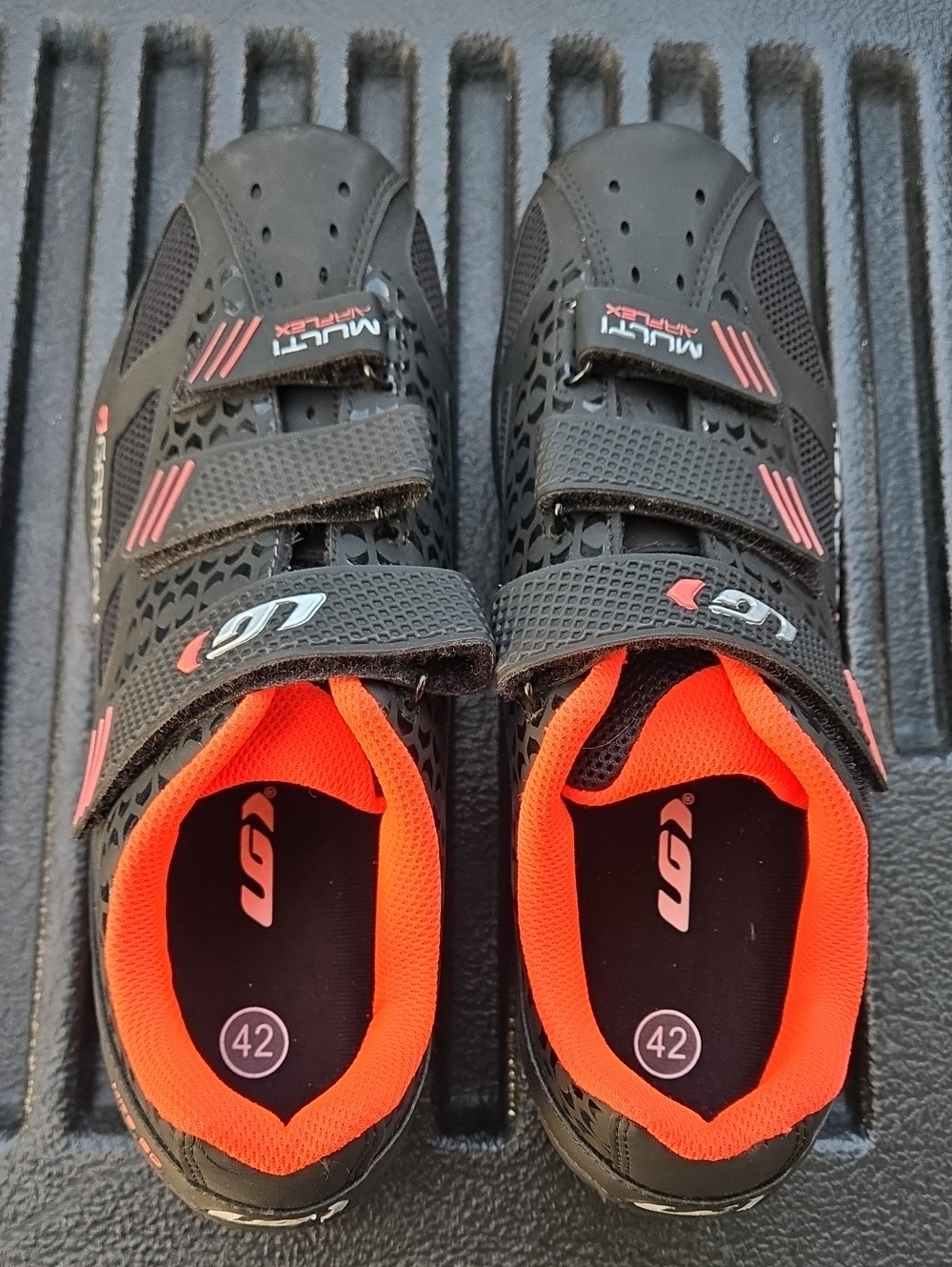 Louis Garneau Multi Airflex HRS-80 Cycling Shoes Size 42 NEW